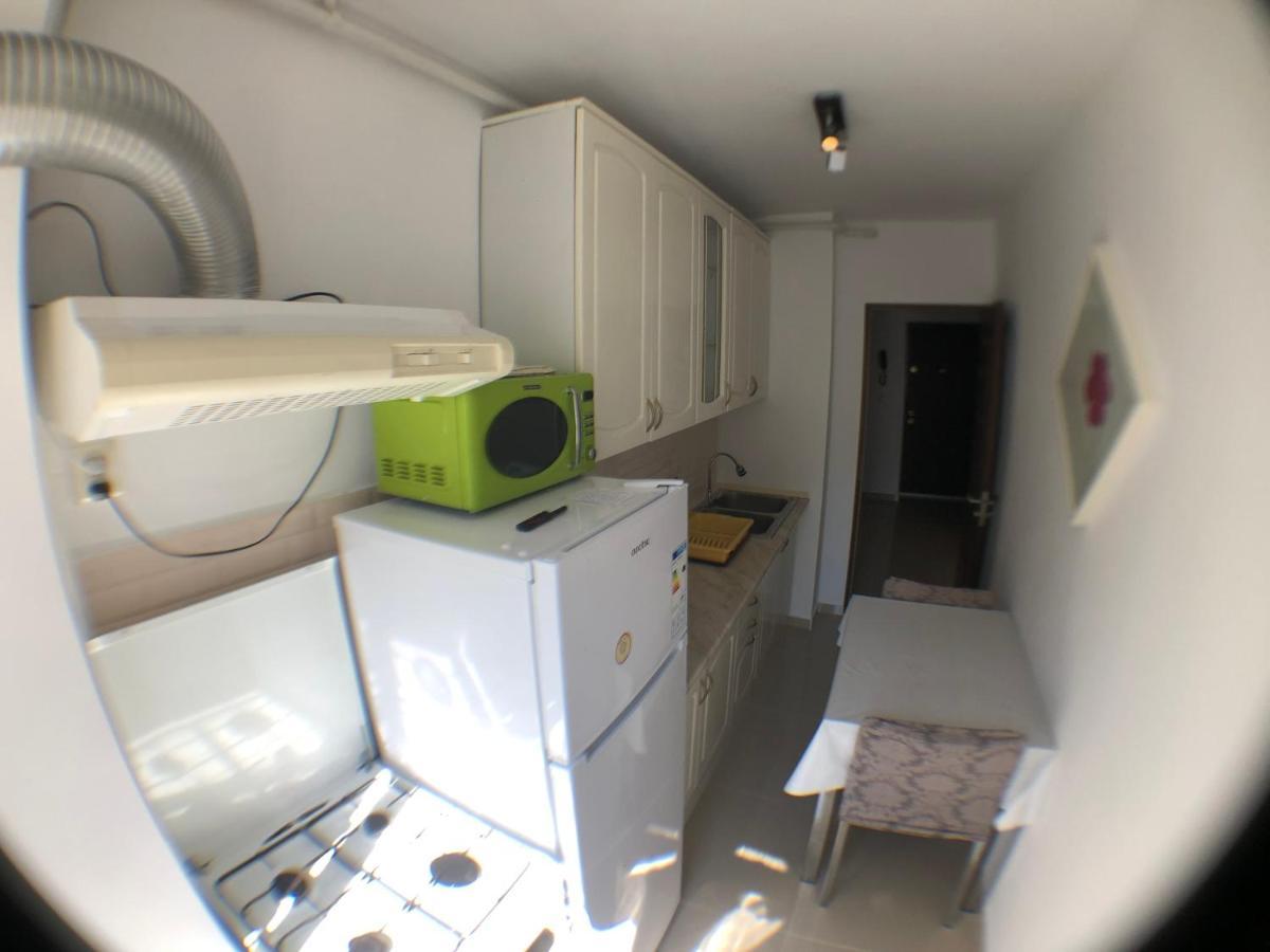 Le Garcon De Cristina-Simple,Quiet,Spacious Studio บูคาเรสต์ ภายนอก รูปภาพ