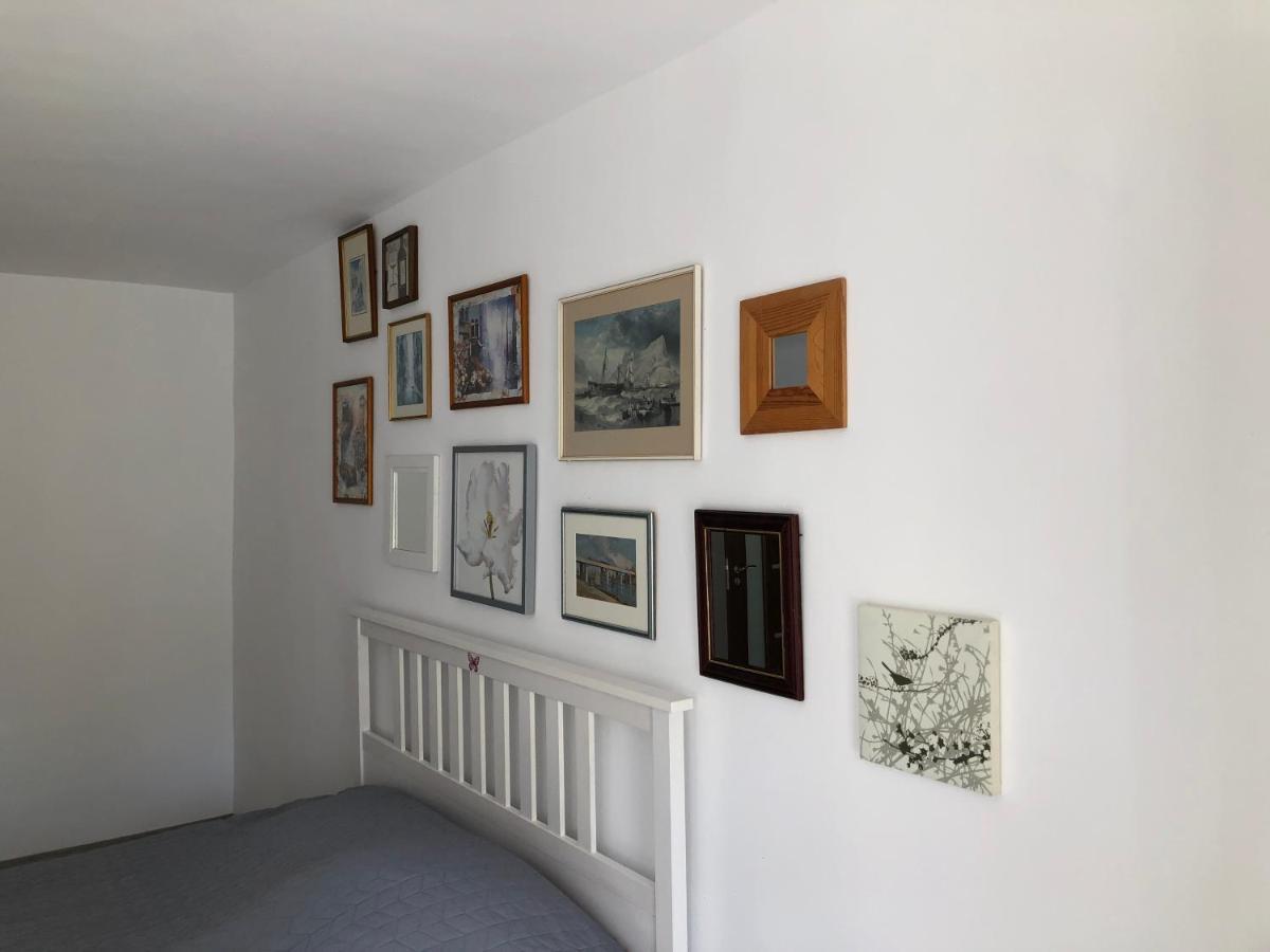 Le Garcon De Cristina-Simple,Quiet,Spacious Studio บูคาเรสต์ ภายนอก รูปภาพ